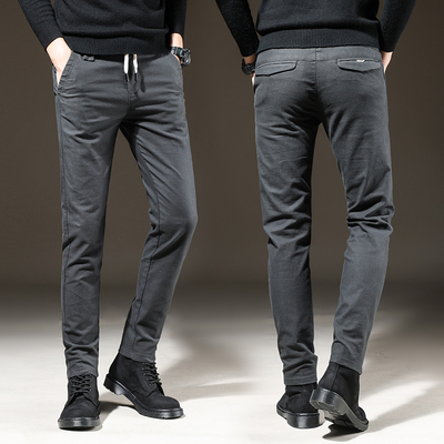 男人一旦奔5，建议常穿这几款“休闲西裤”，穿上百搭还减龄